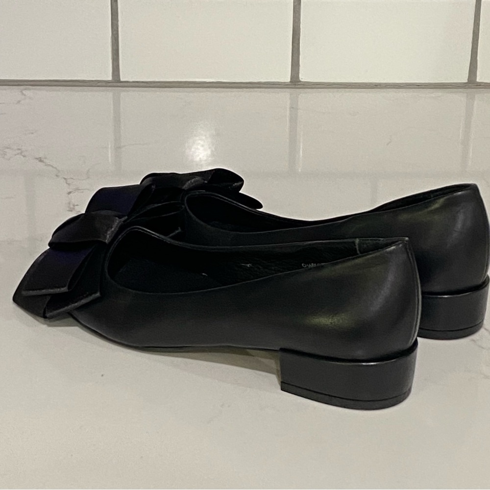 Charleston Shoe Co. Charlotte Black Satin Bow Leather Flats Size 6 New - Picture 7 of 14